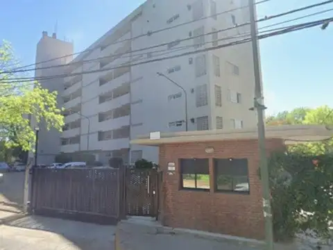 Departamento3 ambientes en venta c/ cochera en Béccar
