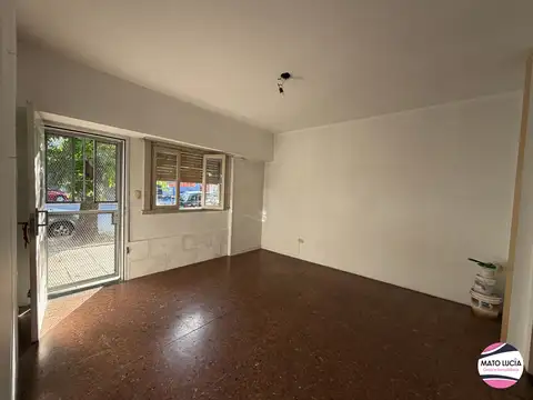 Depto Tipo Casa en Venta de 2 ambientes