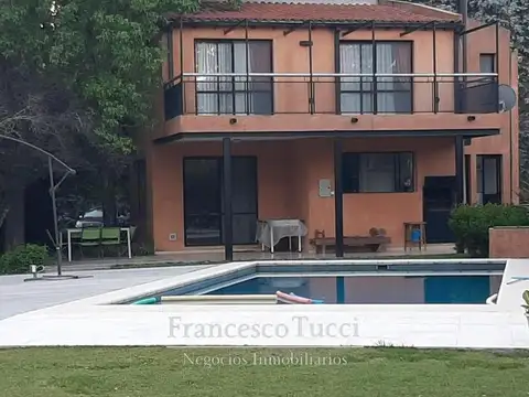 Casa en Alquiler Temporal de 4 dormitorios