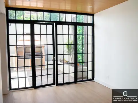 Depto Tipo Casa en Venta en Saavedra, USD 180.000