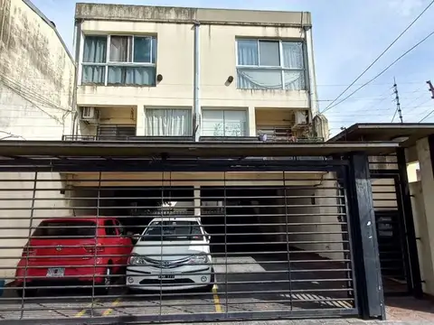 Departamento PH tipo Duplex 3 amb. con cochera.