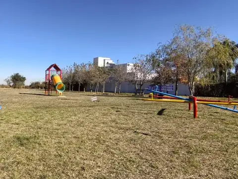 Terreno en Venta en La Pampeana, USD 33.000