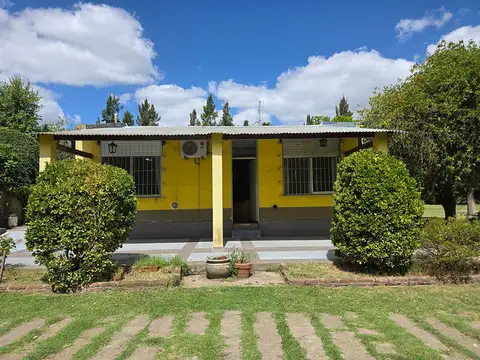 CASA EN VENTA ABASTO ESTANCIA CHICA