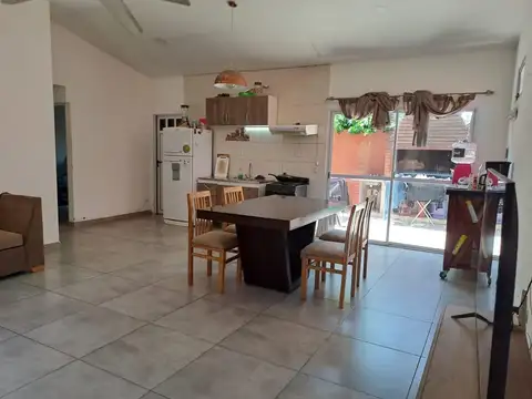 VENTA CASA PARRILLA AMUEBLADA  COUNTRY RODA DUEÑO FINANCIA CON EL 50% DE ANTICIPO HASTA 12 CUOTAS