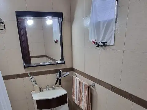 VENDO DOS CASAS SOBRE EL MISMO LOTE, IDEAL INVERSIONISTA 