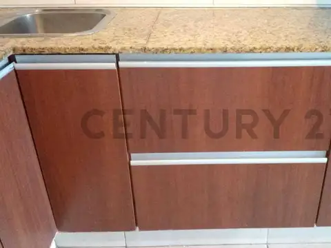 CASA DE DOS PLANTAS EN VENTA | 120 m² CUBIERTOS SOBRE TERRENO DE 250 m² | LAS PERDICES, CÓRDOBA