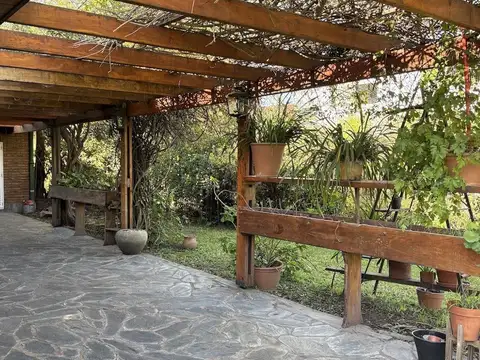 Casa 5 ambientes con 3 baños