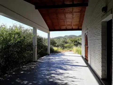 Casa en Venta con 5 cocheras