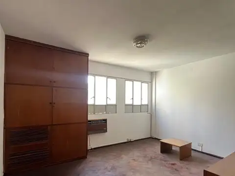 Oficina en Venta 50 años