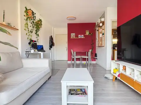 VENTA DPTO 2 AMBIENTES C/BALCÓN Y COCHERA COGHLAN