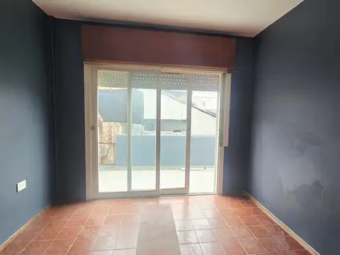 DEPARTAMENTO EN ALQUILER 3 AMBIENTES CON BALCON