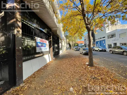 Oficina con depósito en Barrio Pichincha
