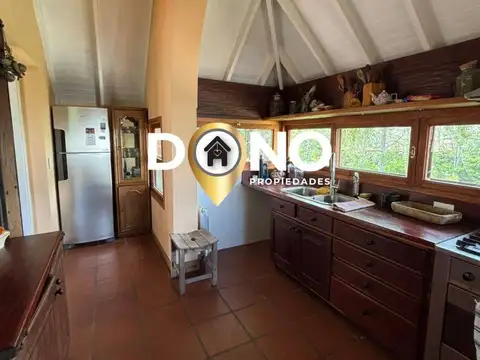 Casa en Alquiler con 2 cocheras