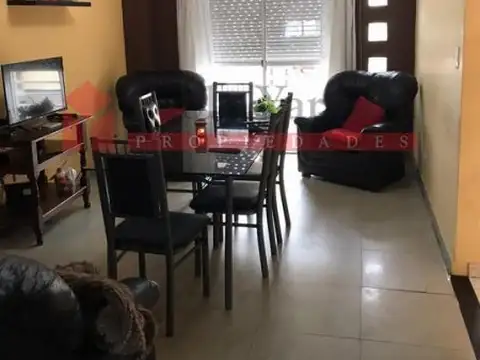 Depto Tipo Casa en Venta de 3 ambientes