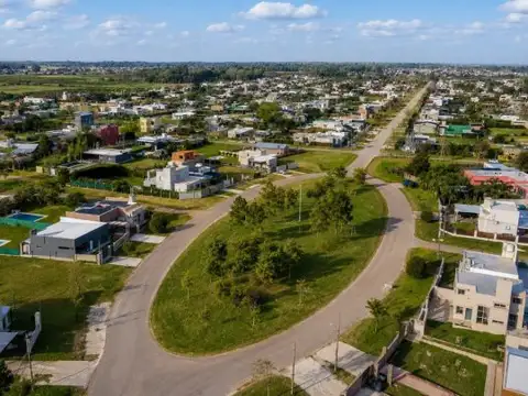 Terreno en venta, barrio Las Tardes.
