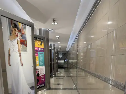 Oficina en Alquiler en Moron Sur, $ 1.900.000