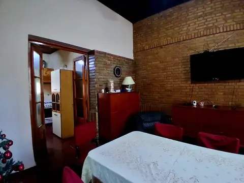 CASA EN CENTRO DE MAIPÚ - TERRENO 1000 M2