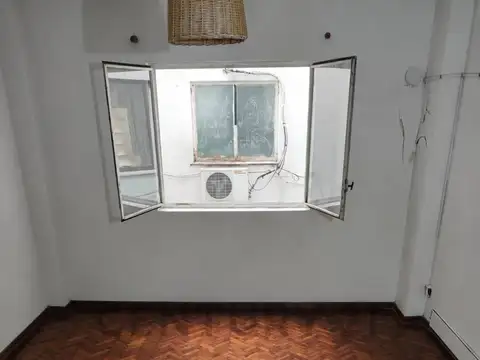 Silvio L. Ruggieri 2700, Piso 1