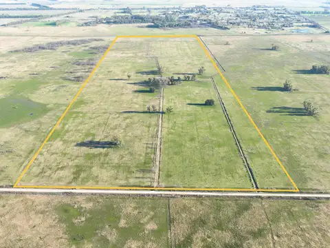 Campo en Venta de 100  ha