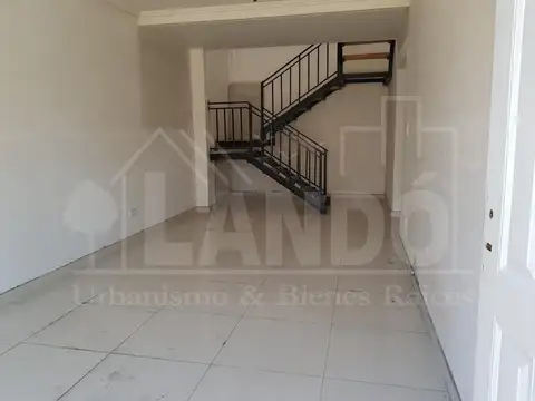Casa 3 ambientes con 2 baños