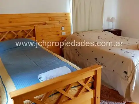 Casa 2 ambientes con 1 baño