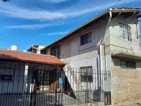 CASA EN VENTA 6 AMBIENTES TEMPERLEY