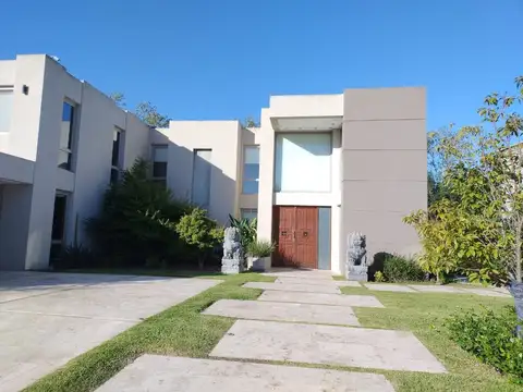 ESTANCIAS DEL PILAR-OPORTUNIDAD CASA INIGUALABLE 