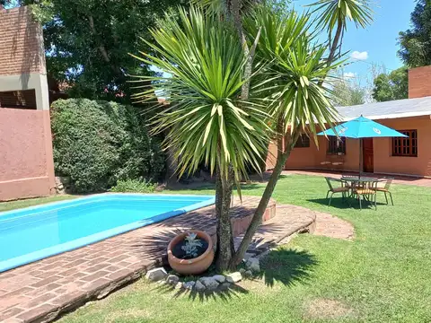 Casa en Venta en Santa Rita, USD 299.800