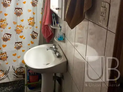 Casa 3 ambientes con 1 baño