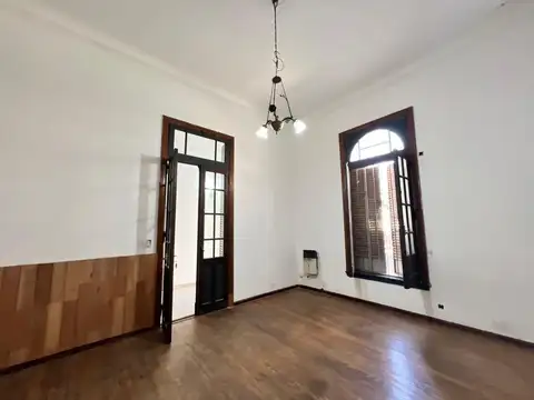 Oficina en Alquiler en Luis Agote, $ 750.000