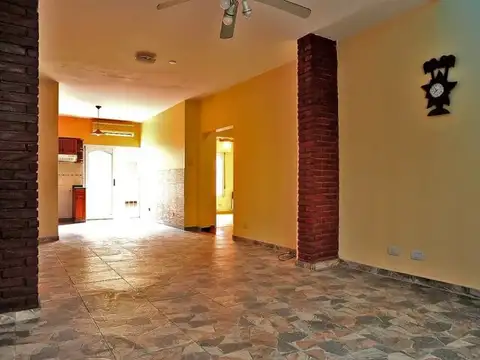 Casa en Venta en Quilmes Oeste, USD 85.000