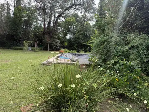 VENTA CASA QUINTA 2 AMBIENTES FCO.ALVAREZ C/PILETA