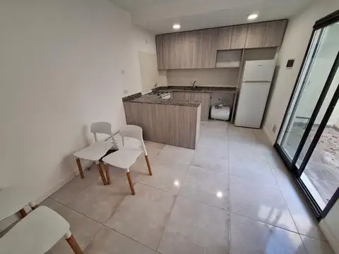 Depto Tipo Casa 3 ambientes con 2 baños