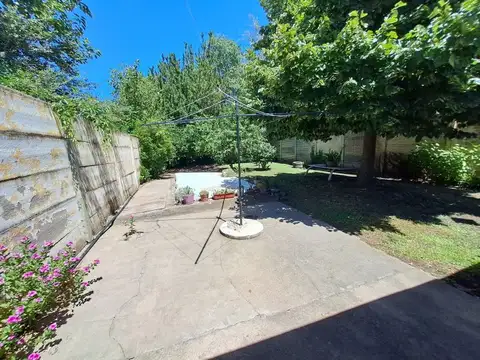 Casa 4 ambientes con 1 baño