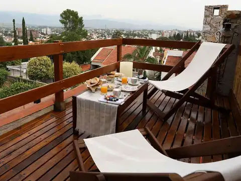 Venta Hotel Boutique en Tres cerritos, Salta con Pileta, cerca del Centro Histórico