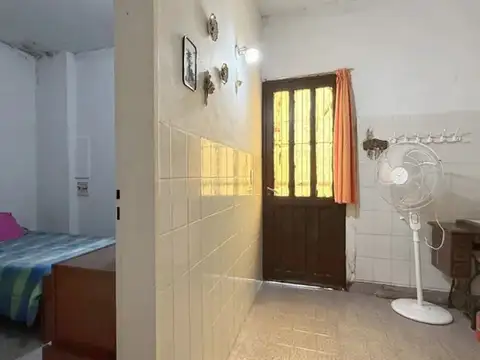 Presidente Juan Domingo Perón 2500