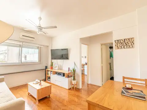 VENTA- 2 AMBIENTES EN RECOLETA- PURA LUZ