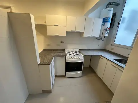 3 Ambientes en primer piso reciclado