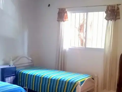 Casa 2 ambientes con 1 baño