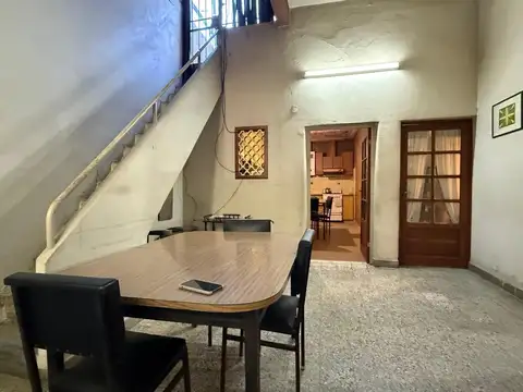 VENTA - CASA A RECICLAR