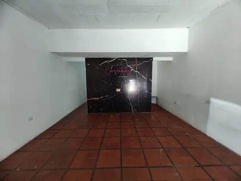 Local en Alquiler en Boulogne, $ 600.000