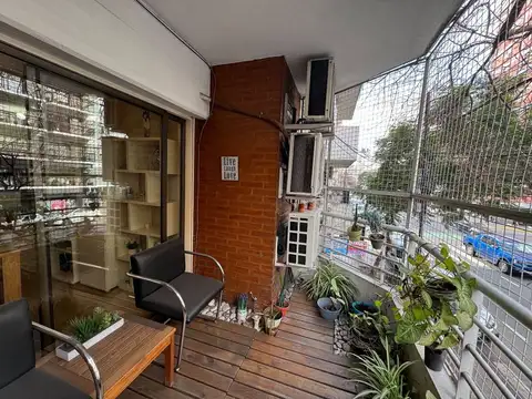 Avenida Juan Bautista Alberdi 200