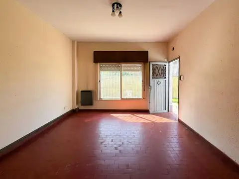 CASA - 3 AMBIENTES  - MERLO SUR