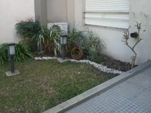 Carrillo 100, Piso PB
