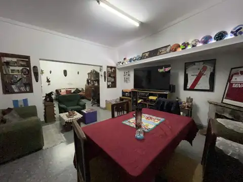 Casa en Venta en Parque Chacabuco, USD 189.000