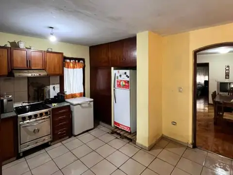Casa en alquiler en José León Suarez!