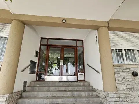 VENTA DEPARTAMENTO 2 AMB CON DEPENDENCIA Y VISTA AL MAR