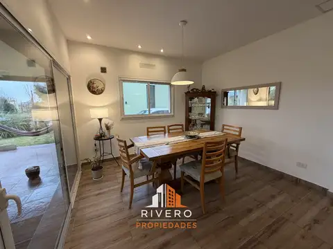 Casa en Venta en Horizontes al Sur, USD 240.000