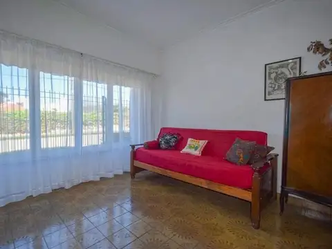 Depto Tipo Casa 4 ambientes con 1 baño