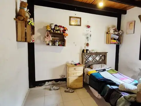 VENTA CASA B° 4 DE JULIO GODOY CRUZ